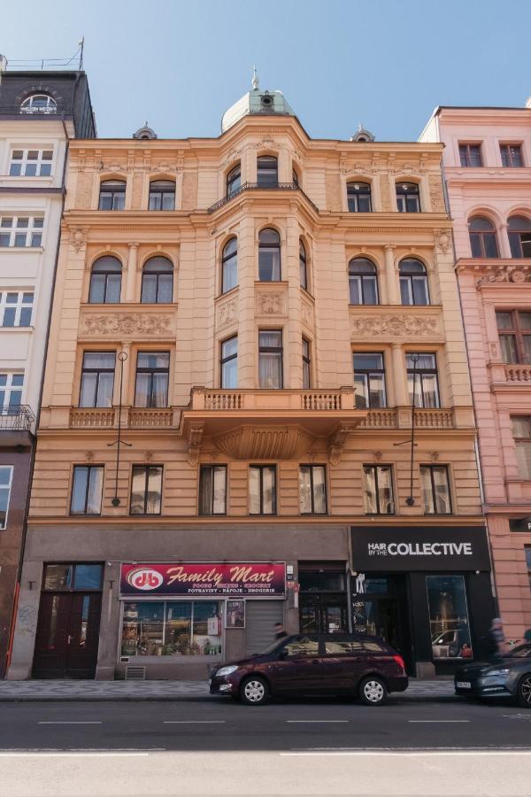 Prague Days - Spacious Designer Studios In City Center - Powder Tower Экстерьер фото